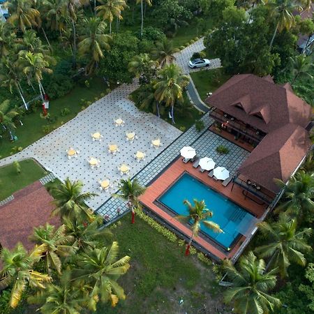 Hotel Maliekal Heritance Cherai Cherai Beach Exterior foto